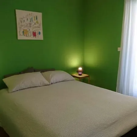 Budget In Apartment *